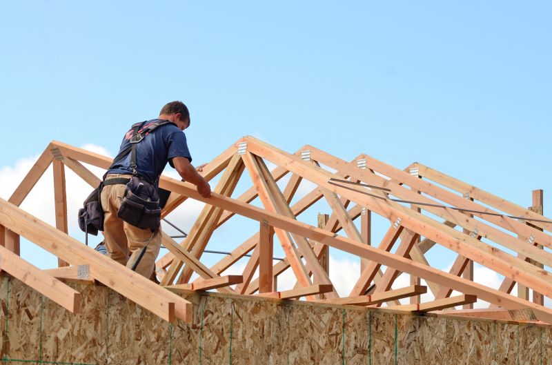 Roof Trusses Installation in Conroe, TX